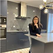 Profesor de diseño de interiores, para ayudas en programas de ordenador, diseño de distribución, de mobiliario, iluminación